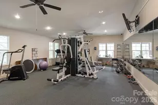 501 Fox Den Ct, Hendersonville, NC 28792 - Photo 35