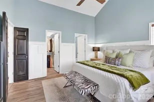 18009 Kings Point Dr, Cornelius, NC 28031 - Photo 17
