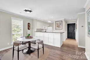 18009 Kings Point Dr, Cornelius, NC 28031 - Photo 11