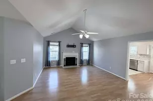 8523 Boxford Ct, Charlotte, NC 28215 - Photo 5