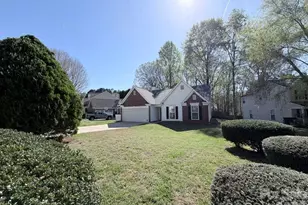 8523 Boxford Ct, Charlotte, NC 28215 - Photo 3