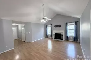 8523 Boxford Ct, Charlotte, NC 28215 - Photo 7