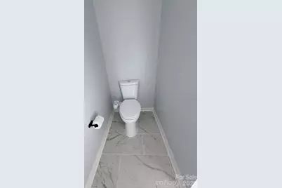 8523 Boxford Court, Charlotte, NC 28215 - Photo 15