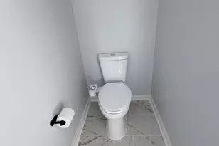 8523 Boxford Ct, Charlotte, NC 28215 - Photo 15