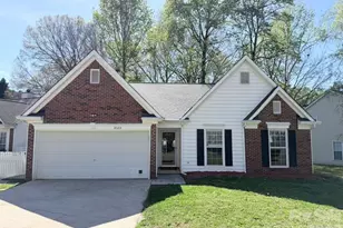 8523 Boxford Ct, Charlotte, NC 28215 - Photo 23