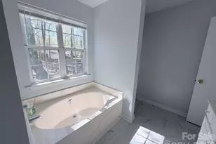 8523 Boxford Ct, Charlotte, NC 28215 - Photo 13