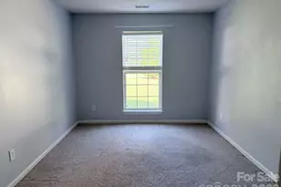 8523 Boxford Ct, Charlotte, NC 28215 - Photo 19