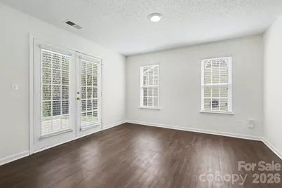 6308 Dumont Lane, Charlotte, NC 28269 - Photo 9