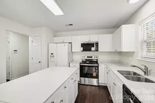 6308 Dumont Ln, Charlotte, NC 28269 - Photo 13