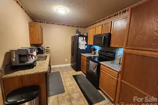 2013 Chadwell Ct, Waxhaw, NC 28173 - Photo 5