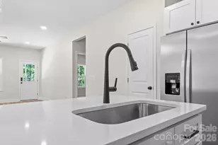 2123 Woodhurst Ln, Albemarle, NC 28001 - Photo 7