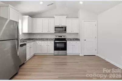 662 E Lamorak Place E, Richburg, SC 29729 - Photo 13