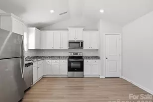 662 E Lamorak Pl E, Richburg, SC 29729 - Photo 13