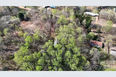 2360 Journeys Pass, Newton, NC 28658 - Photo 3