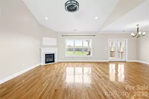 151 Castle Pines Ln, Statesville, NC 28625 - Photo 5