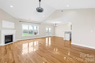 151 Castle Pines Ln, Statesville, NC 28625 - Photo 3