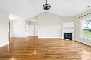 151 Castle Pines Ln, Statesville, NC 28625 - Photo 7