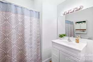 8830 Bluestone Bay Ct, Sherrills Ford, NC 28673 - Photo 37