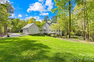 8830 Bluestone Bay Ct, Sherrills Ford, NC 28673 - Photo 43