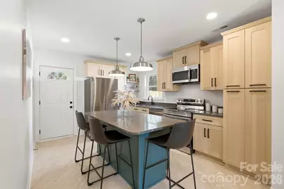 2414 Belfast Drive, Charlotte, NC 28208 - Photo 5