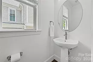 1102 Yale Pl, Charlotte, NC 28209 - Photo 15