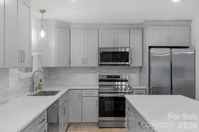 409 Robinson Avenue, Matthews, NC 28104 - Photo 11