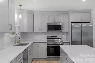 409 Robinson Ave, Matthews, NC 28104 - Photo 11