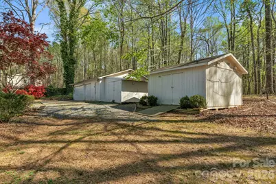 409 Robinson Avenue, Matthews, NC 28104 - Photo 27