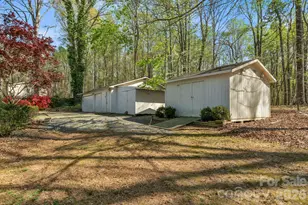 409 Robinson Ave, Matthews, NC 28104 - Photo 27