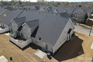 11021 Lucky Horseshoe Ln, Charlotte, NC 28277 - Photo 33