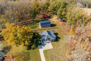 1579 Jennings Rd, Statesville, NC 28625 - Photo 3