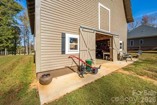 1579 Jennings Rd, Statesville, NC 28625 - Photo 15