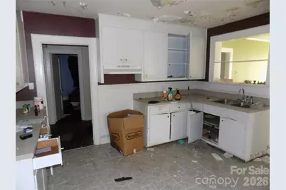 303 W Church Street, Cherryville, NC 28021 - Photo 5