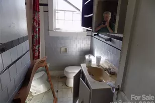 303 W Church St, Cherryville, NC 28021 - Photo 7