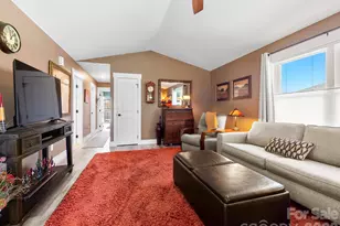 482 Booker St, Asheville, NC 28803 - Photo 7