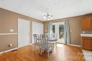 3603 Weatherly Ln, Shelby, NC 28150 - Photo 7