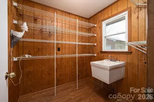 1624 Oak Trail Ln, Charlotte, NC 28216 - Photo 31