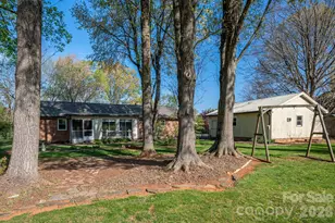 1624 Oak Trail Ln, Charlotte, NC 28216 - Photo 37