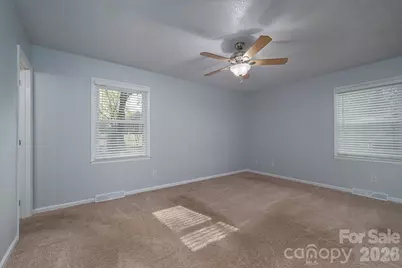 1624 Oak Trail Lane, Charlotte, NC 28216 - Photo 23