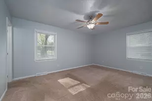 1624 Oak Trail Ln, Charlotte, NC 28216 - Photo 23