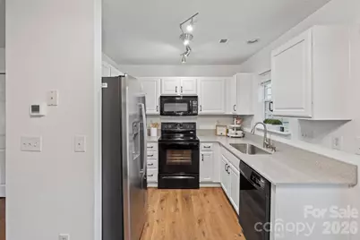 12318 Hennigan Place Lane, Charlotte, NC 28214 - Photo 5