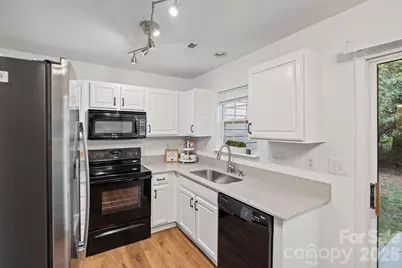 12318 Hennigan Place Lane, Charlotte, NC 28214 - Photo 17