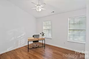 12318 Hennigan Pl Ln, Charlotte, NC 28214 - Photo 25