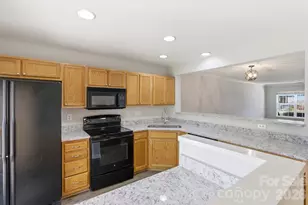 10265 University Park Ln, Charlotte, NC 28213 - Photo 11