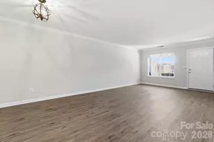 10265 University Park Ln, Charlotte, NC 28213 - Photo 7