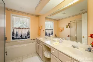 206 Black Oak Ln, Hendersonville, NC 28791 - Photo 15