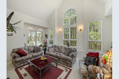 206 Black Oak Lane, Hendersonville, NC 28791 - Photo 11