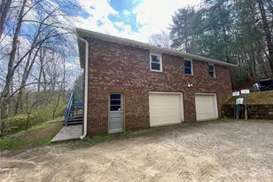 23 Old Farm School Rd, Asheville, NC 28805 - Photo 3