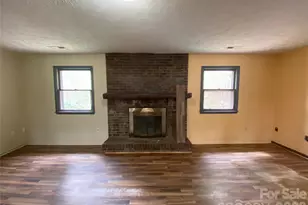 23 Old Farm School Rd, Asheville, NC 28805 - Photo 19