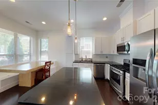 930 Steel House Blvd, Charlotte, NC 28205 - Photo 3
